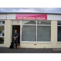 Carolines Dog Grooming Parlour Shop Hayling Island Hampshire Logo 