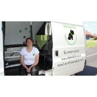 Dip And Clip Bedford Bedfordshire Logo 