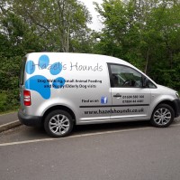 Hazel's Hounds Northampton Northamptonshire Logo 