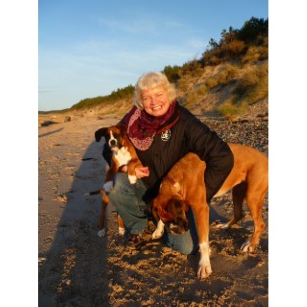 Happy Paws Dogwalking