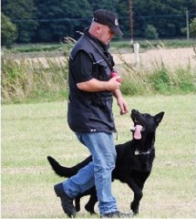 Professional Dog Trainer Huddersfield West Yorkshire Logo 