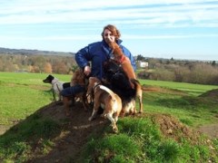 'be Good'  Dog Training Ryarsh Kent Logo 