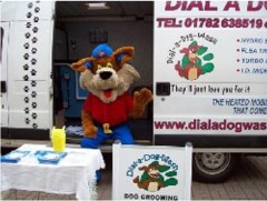Dial A Dog Wash Newcastle Under Lyme Staffordshire Logo 